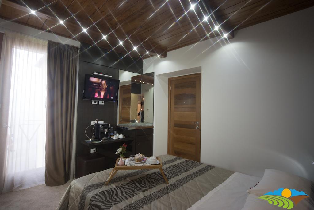 Albergo Diffuso - Il Poggetto Tra Urbino & San Marino Room photo